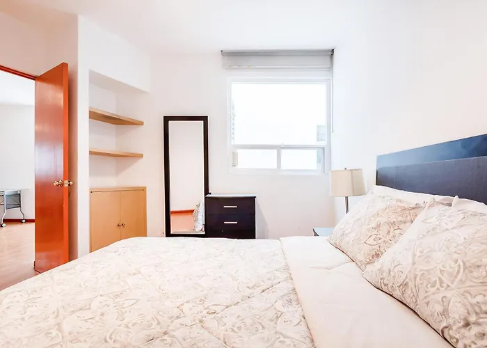 Holiday home Upscale Polanco, 24 7 Security, Walk To Shopping!